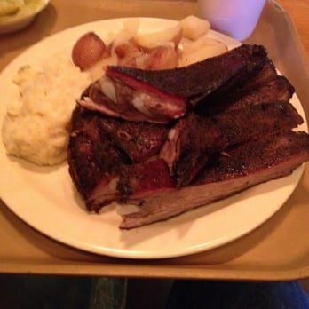 Joe Allen's Pit BBQ - Some good ribs! - Barbeque Near Me - Abilene, Texas