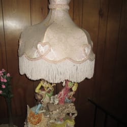 Trash To Treasure Estate Sales - ITALIAN LAMP