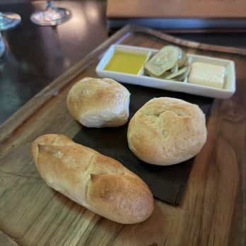 18 Oaks - Bread service - Steakhouses Near Me - San Antonio, Texas
