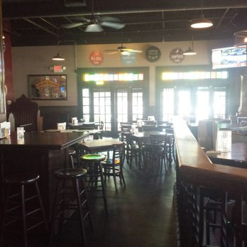 The Fillmore Pub - American Near Me - Plano, Texas