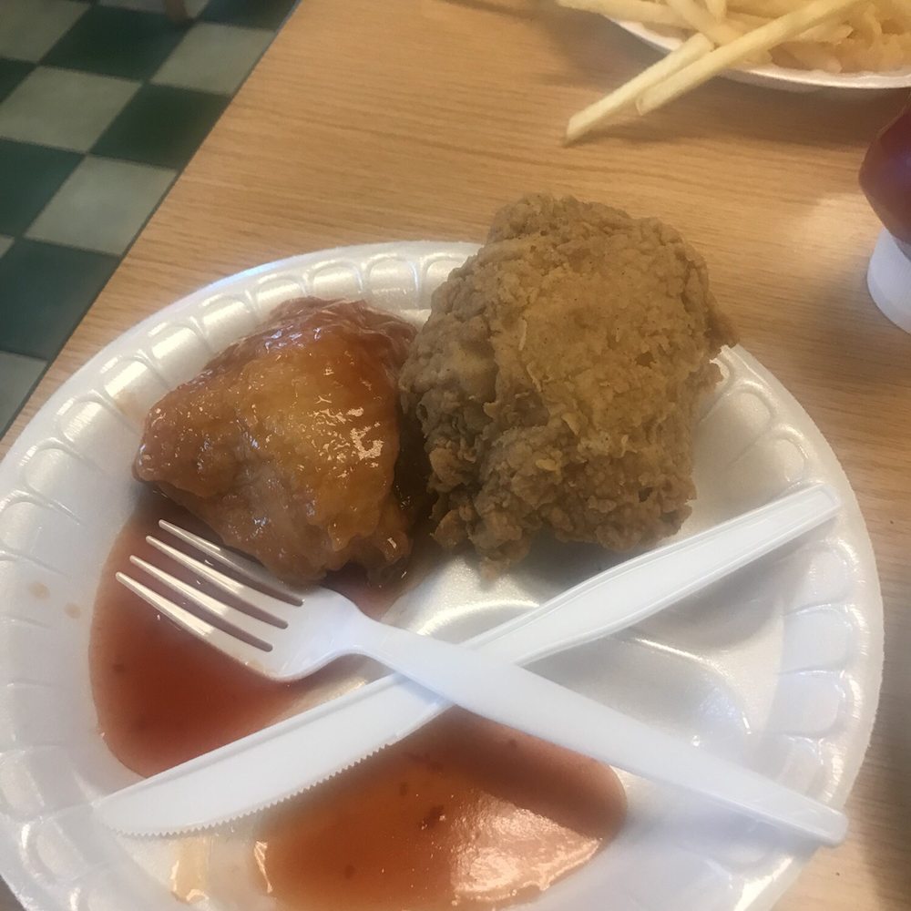Smithfield's Chicken 'N Bar-B-Q - Bbq chicken and fried chicken thigh - Barbeque Near Me - Knightdale, North Carolina Smithfield's Chicken 'N Bar-B-Q - Bbq chicken and fried chicken thigh - Barbeque Near Me - Knightdale, North Carolina