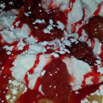Nevari Indian Fry Bread - Strawberry Dessert - Food Trucks Near Me - Las Vegas, Nevada Nevari Indian Fry Bread - Strawberry Dessert - Food Trucks Near Me - Las Vegas, Nevada