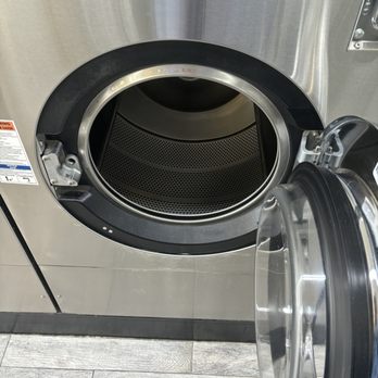 Clean Bubbles Laundromat - Laundromat Near Me - South Pasadena, California Clean Bubbles Laundromat - Laundromat Near Me - South Pasadena, California