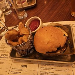 Black and Blue Burger