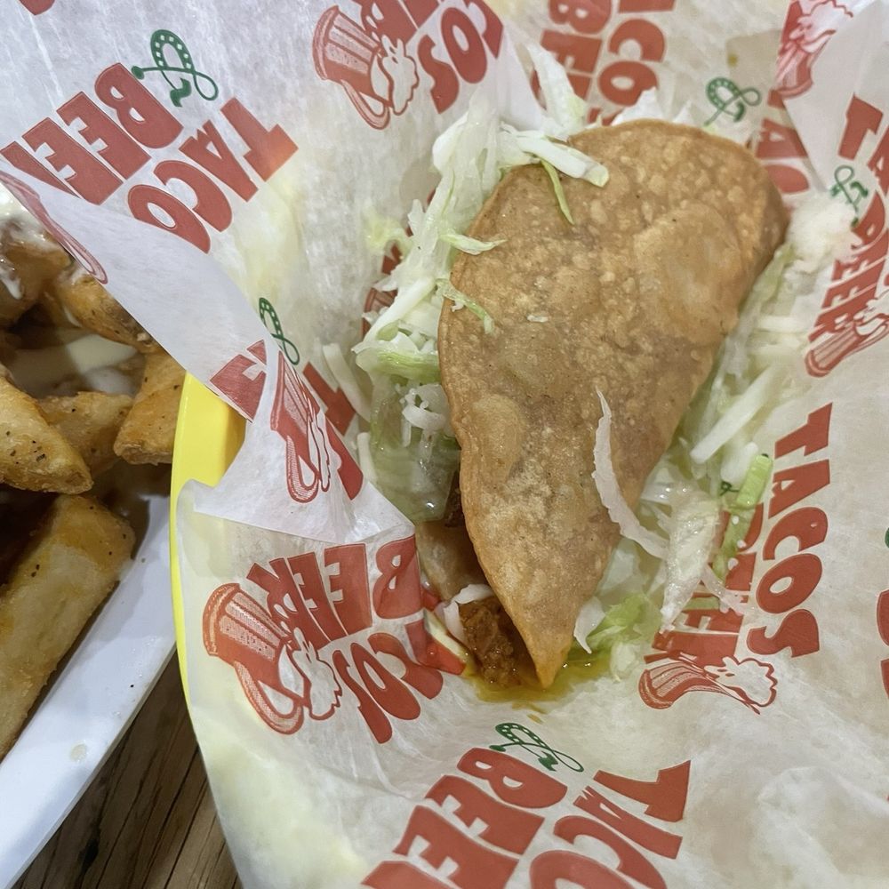 Tacos And Beer - Grilled Chicken Taco Gabacho - Bars Near Me - New Orleans, Louisiana Tacos And Beer - Grilled Chicken Taco Gabacho - Bars Near Me - New Orleans, Louisiana
