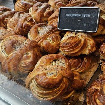 Fabrique Artisan Bakery - Bakeries Near Me - New York, New York