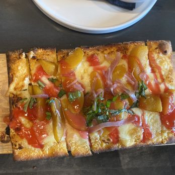 402 eat + drink - Peach Flatbread (gf crust) - American Near Me - Omaha, Nebraska