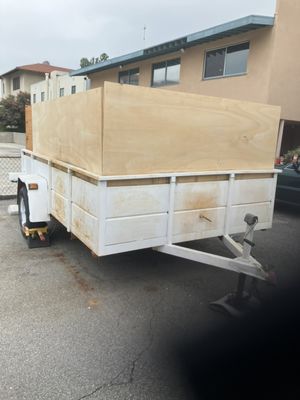 junk removal - Clutter Bug Removal is a Hand-Tailored junk removal service that aims to provide 100% satisfaction. Call Us Now 323-747-2715