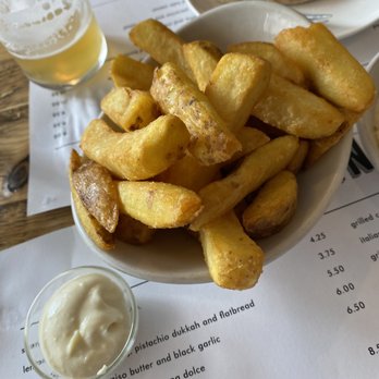 Ox And Finch - fries with garlic sauce - Tapas/Small Plates Near Me - Glasgow, GLG