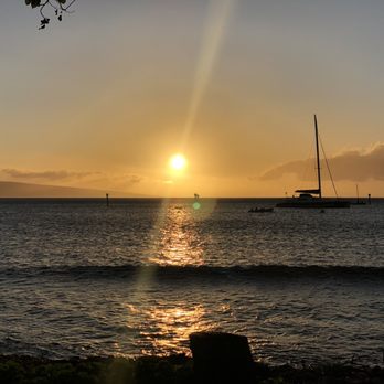 Aloha Mixed Plate - Sunset - Hawaiian Near Me - Lahaina, Hawaii Aloha Mixed Plate - Sunset - Hawaiian Near Me - Lahaina, Hawaii