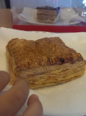CUBAN SYLVAIN BAKERY by null