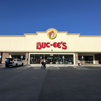 Buc-ee's - Gas Stations Near Me - Daytona Beach, Florida