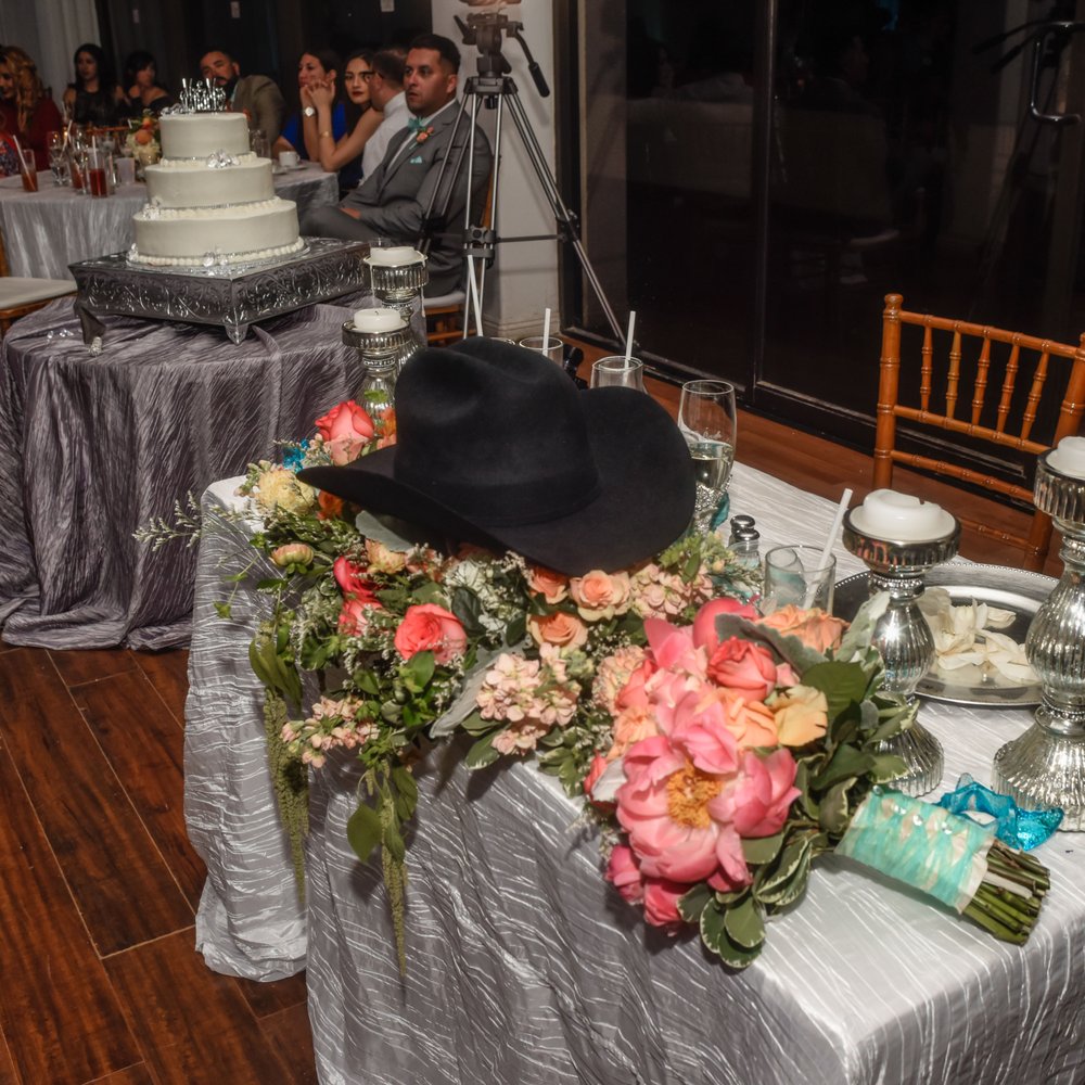 Barliz Flowers - Florists Near Me - Chula Vista, California