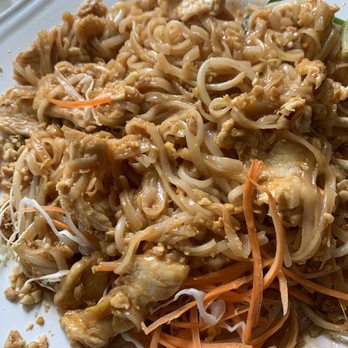 Phad Thai - Too sweet, SUPER sour ketchup spaghetti (pad thai) - Thai Near Me - Coupeville, Washington