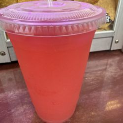 Strawberry lemonade