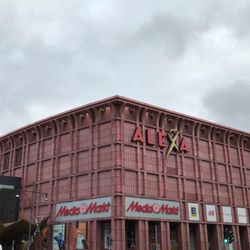 Media Markt - MediaMarkt obchod s elektronikou Alexa Einkaufszentrum nákupne centrum Berlin