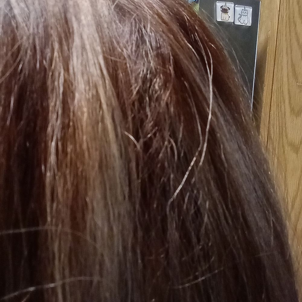 Horrible QUALITY SERVICES ON MY HAIR COLOR. Horrible QUALITY SERVICES ON MY HAIR COLOR.