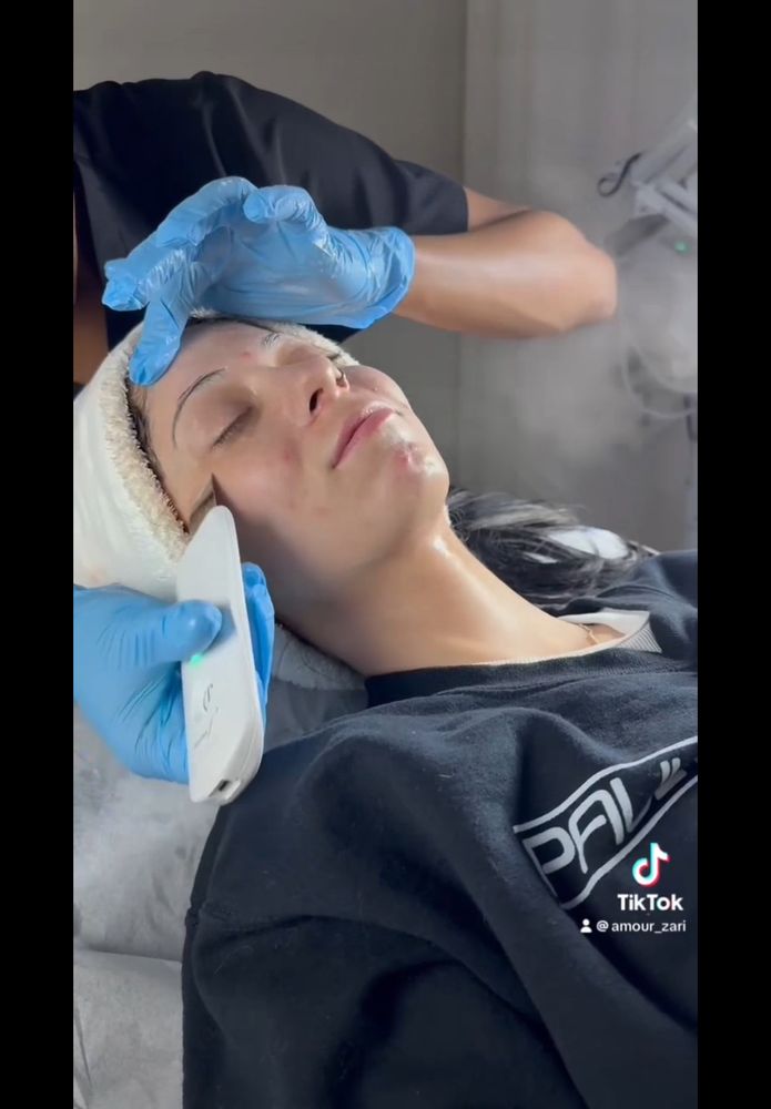 Doll Face Esthetics Logo