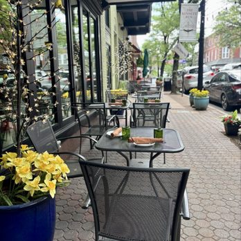 Portabellos - Outdoor seating - Italian Near Me - Kennett Square, Pennsylvania