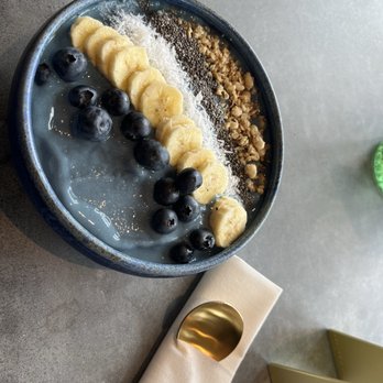 Vibe Cafe - ACAI BOWL - Cafes Near Me - Hilo, Hawaii