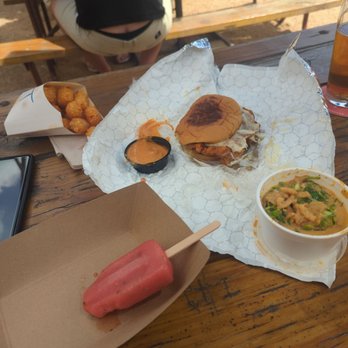 Spicy Boys Fried Chicken - St. Elmo - Food Trucks Near Me - Austin, Texas Spicy Boys Fried Chicken - St. Elmo - Food Trucks Near Me - Austin, Texas