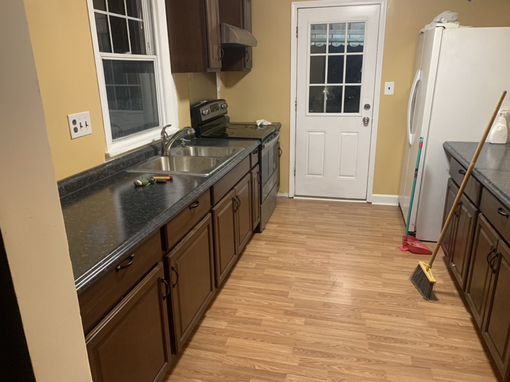 Slide of E&R pLUMBING