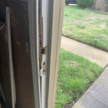 Affordable One-Stop Handyman - He broke my Door Frame completely - Handyman Near Me - Fort Worth, Texas Affordable One-Stop Handyman - He broke my Door Frame completely - Handyman Near Me - Fort Worth, Texas