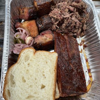 Smokemade Meats + Eats - Pork belly burnt ends, pork ribs, brisket chopped - Barbeque Near Me - Orlando, Florida Smokemade Meats + Eats - Pork belly burnt ends, pork ribs, brisket chopped - Barbeque Near Me - Orlando, Florida