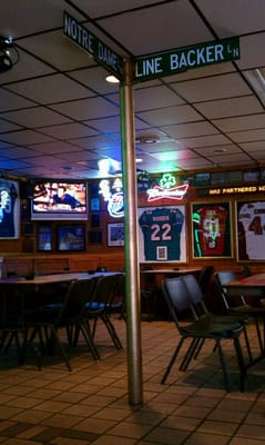 Linebacker Lounge by null