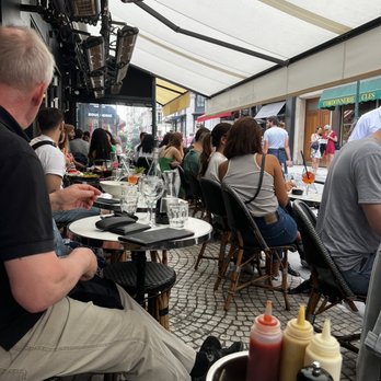 Bianco - Outside - Italian Near Me - Paris, 75