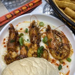 Creole Shrimp & Grits