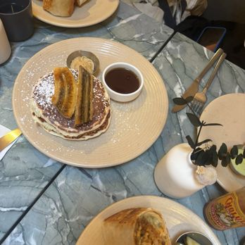 Little Ruby's Williamsburg - Ricotta pancakes - Breakfast & Brunch Near Me - Brooklyn, New York