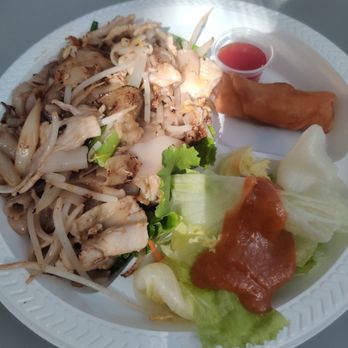 Thai Time III - Lunch special (~$10) flat noodles with pork, sprouts and green onion, small salad and egg roll - Thai Near Me - San Diego, California Thai Time III - Lunch special (~$10) flat noodles with pork, sprouts and green onion, small salad and egg roll - Thai Near Me - San Diego, California