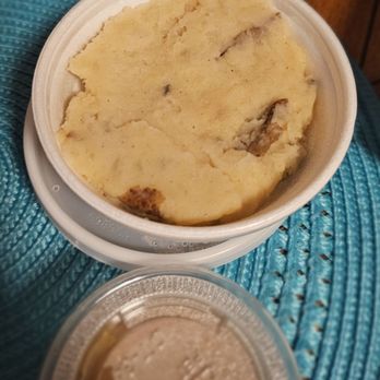 Mama's Chicken Kitchen - Very bland mashed potatoes - Chicken Wings Near Me - Gatlinburg, Tennessee Mama's Chicken Kitchen - Very bland mashed potatoes - Chicken Wings Near Me - Gatlinburg, Tennessee