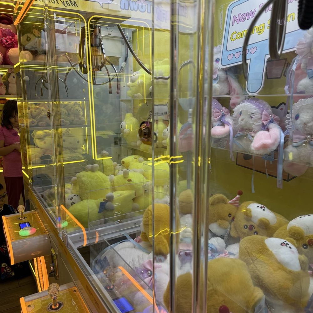 Fluffy Town - Depleted toys in the machine makes it difficult to win. - Arcades Near Me - San Jose, California Fluffy Town - Depleted toys in the machine makes it difficult to win. - Arcades Near Me - San Jose, California