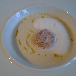 Trattoria - Maa-artisokkakeitto - Trattoria Tammerin puisto, Tampere