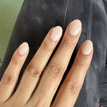Fizz Nails Lounge - Almond shape dip by Meggie - Nail Salons Near Me - Houston, Texas Fizz Nails Lounge - Almond shape dip by Meggie - Nail Salons Near Me - Houston, Texas