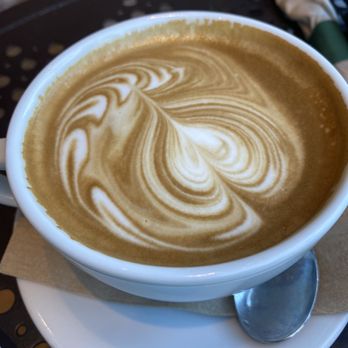Urth Caffé - Orange - Italian Cappuccino - Coffee & Tea Near Me - Orange, California