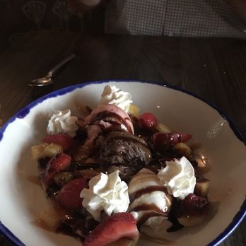 Eclipse Bistro - Banana Split - New American Near Me - Wilmington, Delaware