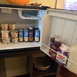 Inn at Clearwater Pond - Breakfast fridge