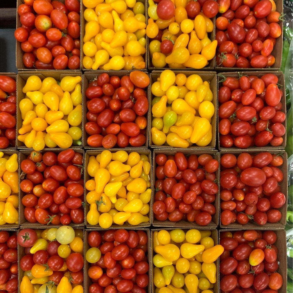 Raley's - a variety of tomatoes in boxes - Grocery Near Me - Pleasanton, California