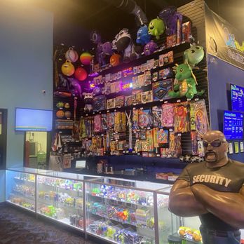 Off The Wall GameZone - Prizes - Arcades Near Me - Woodland Hills, California