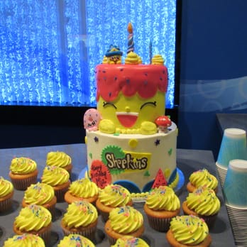 Swirly Girl Sweets - Thank you so much my daughter loved her cake and like always it was delicious - Desserts Near Me