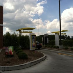 McDonald's - Dual drive thru