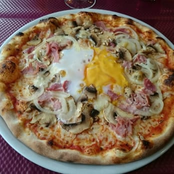 Santa Rita - Pizza capricciosa - Restaurants Near Me - Paris, 75