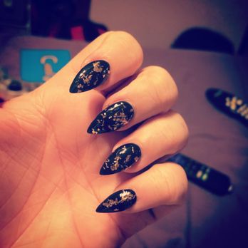 Cyndi Nails - Nail Salons Near Me - Elmhurst, Illinois