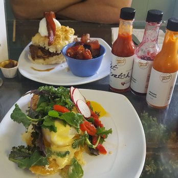 Biscuit Head - Gluten free compared to gluten. - Cafes Near Me - Asheville, North Carolina