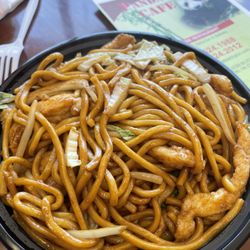 Chicken Lo Mein