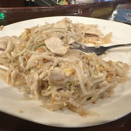 Chicken Pad Thai Chicken Pad Thai