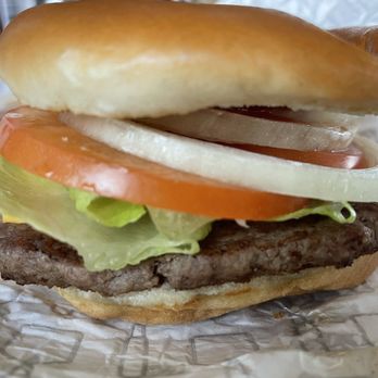 Wendy's - Dave's Single - kinda brings back the Where's the beef? Vibe - Burgers Near Me - Cooper City, Florida Wendy's - Dave's Single - kinda brings back the Where's the beef? Vibe - Burgers Near Me - Cooper City, Florida
